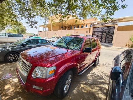 Riyadh, Vehicles, Cars & Trucks , SAR 12000,  Ford Explorer,  2008,  Automatic,  340000 KM,  Urgent Sale  V8 4x4 For 12000 SR For Sale - Excellent Condition