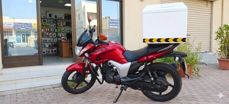 Umm Al Hassam, Motorcycles, BHD 650,  Hero Hunk Delivery Bike With Box 2023