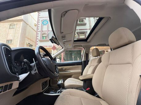Al Safa, Vehicles, Cars & Trucks , SAR 38000,  Mitsubishi Outlander,  2019,  Automatic,  154804 KM,  For Sale:   2.5L