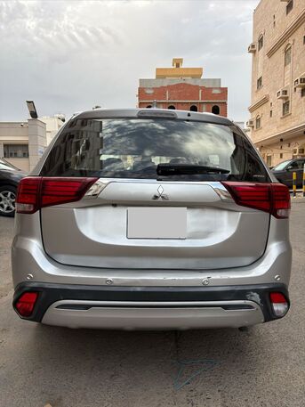 Al Safa, Vehicles, Cars & Trucks , SAR 38000,  Mitsubishi Outlander,  2019,  Automatic,  154804 KM,  For Sale:   2.5L