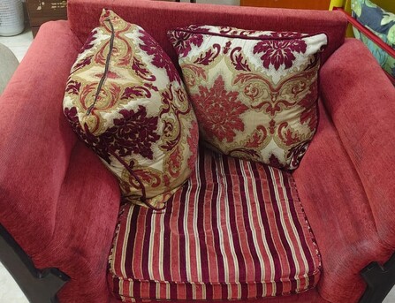 Al Badiyah, Furniture, SAR 275,  7 Seater Sofa For Sale(3+2+1+1)