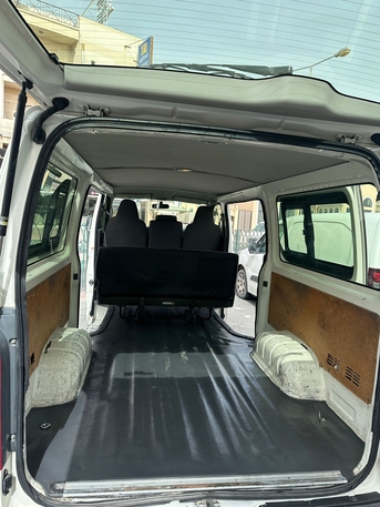 Manama, Vehicles, Cars & Trucks , BHD 4800,  Toyota Hi-Ace,  2017,  Manual,  176164 KM,  Mini Bus Toyota (Hiace)