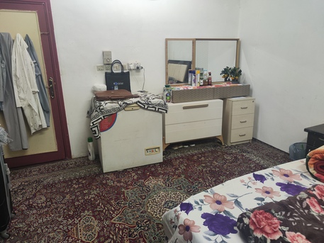 Al Wizarat, Rooms for Rent, SAR 1000/month,  1 Studio Room For Single Executive Bachelor. 3 Room Flat 2 Toilet 1 Kitchen.