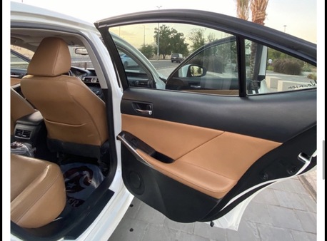 Riyadh, Vehicles, Cars & Trucks , SAR 88000,  Lexus IS 350,  2015,  Automatic,  160000 KM,  Lexus Is350