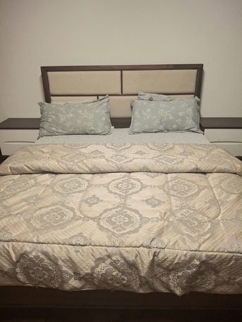 Riyadh, Furniture, SAR 400,  King Sized Bed With Nightstands
