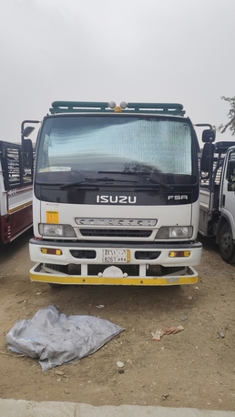 Riyadh, Logistics, I Have Lori Truck 6.5 M We Are Provide Services In All The City Of Saudi Arabia .