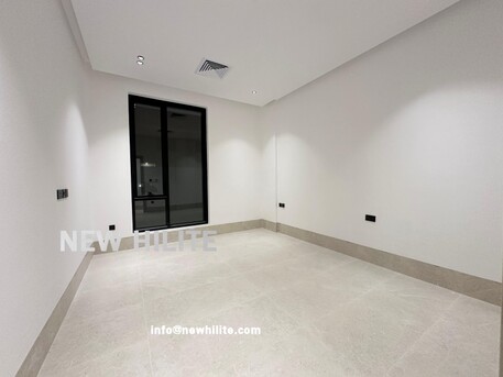 Kuwait City, Apartments, Flats, Houses & Villas, KWD 1150/month,  4 BR,  Spacious 4-Bedroom Floor For Rent In Shuhada