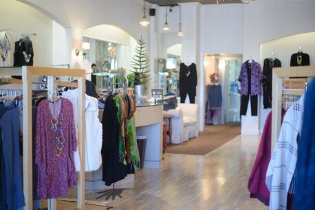 New York, Clothing & Accessories, Find Elegant Looks Fast At A Dress Boutique Near Me