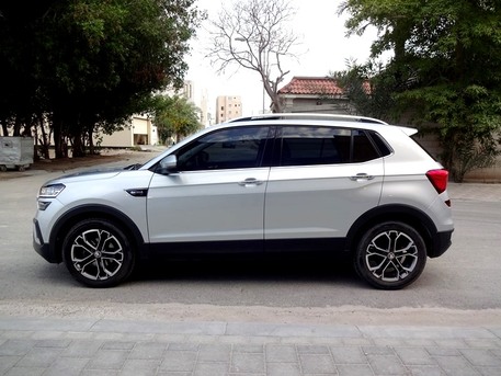 Bilad Al Qadeem, Vehicles, Cars & Trucks , BHD 4800,  SKODA KUSHAQ,  2023,  Automatic,  24000 KM,   1.0 L Turbo Silver Zero Accident Under Warranty Single User Full Option