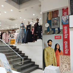 Mumbai, Business, Shop Family Clothes With Style