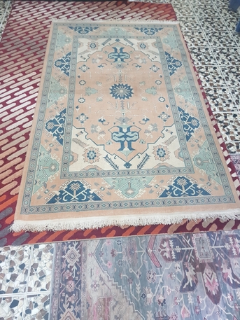 East Riffa, Furniture, BHD 5,  Carpets 200*300 Good Condition