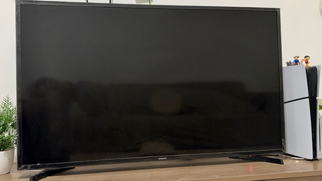 Khobar, Household Items, SAR 700,  Samsung 43 Inch HD Smart TV