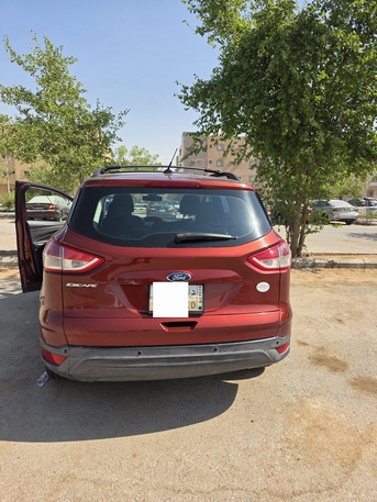 Riyadh, Vehicles, Cars & Trucks , SAR 22500,  Ford Escape,  2014,  Automatic,  215000 KM,  Urgent Sale:   &ndash; 2.5L Engine | Excellent Condition