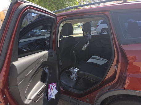 Riyadh, Vehicles, Cars & Trucks , SAR 22500,  Ford Escape,  2014,  Automatic,  215000 KM,  Urgent Sale:   &ndash; 2.5L Engine | Excellent Condition