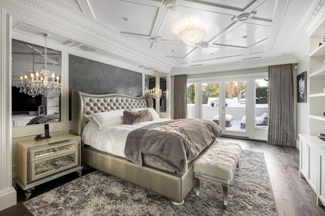 Vancouver, Construction, T. Jones Group