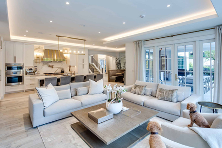 Vancouver, Construction, T. Jones Group