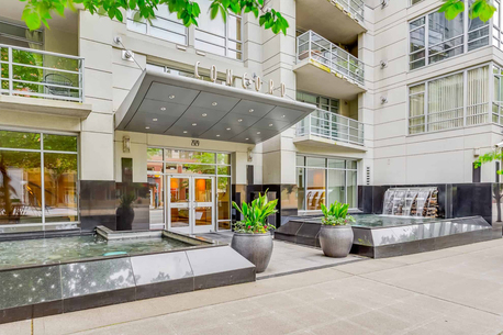 Vancouver, Construction, T. Jones Group