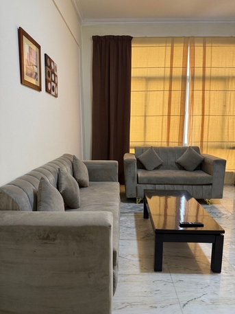 Juffair, Apartments, Flats, Houses & Villas, BHD 280/month,  Furnished,  2 BR,  Furnished Service Flat For Rent.