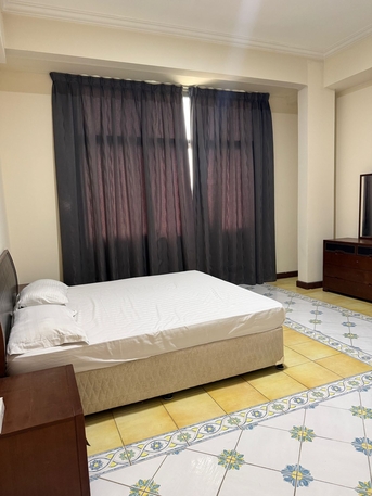 Juffair, Apartments, Flats, Houses & Villas, BHD 280/month,  Furnished,  2 BR,  Furnished Service Flat For Rent.