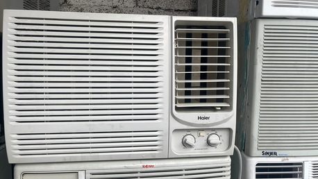 Riyadh, Air Conditioners, SAR 330,  Split AC And Window AC For Sale Reasonable Price