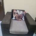 BHD 10,  1 Seater Sofa
