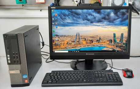 Manama, Computers, BHD 63,  Dell I5 PC 8GB RAM 22" FHD Monitor Built-in Camera, Speaker Plug & Play Teams,Zoom Install
