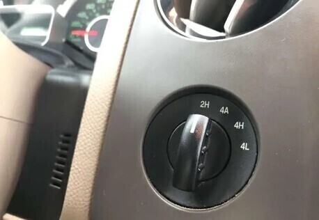 Jubail, Vehicles, Cars & Trucks , SAR 54600,  2013 Expedition, Low Mileage, Original Paint, 4x4,  2013,  157000 KM,  Jubail Down Town Carshowroom Area