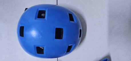 Al Thuqbah, Baby & Kid Stuff, SAR 300,  Skating Shoes With Knee N Elbow Pad With Bag And Helmet For 4 To 6yrs