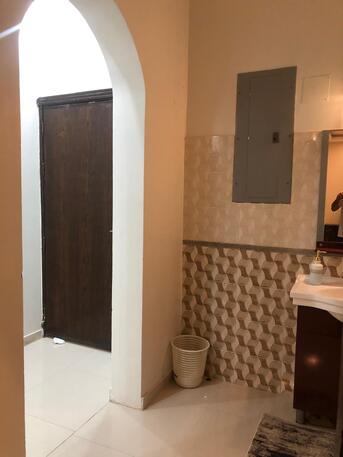 Abqaiq, Rooms for Rent, SAR 1300/month,  Furnished,  Master Bedroom With Attached Bathroom With Free 5G Internet.