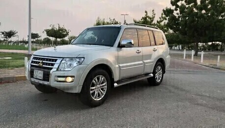 Jubail, Vehicles, Cars & Trucks , SAR 102000,  2022 Mitsubishi Pajero, Full Option, Saudi Specifications, Low Mileage, Stored For 25,000,  2022,  25000 KM,  Jubail Down Town Carshowroom Area