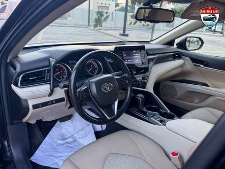Manama, Vehicles, Cars & Trucks , BHD 9100,  Toyota Camry,  2021,  85000 KM,   GLE