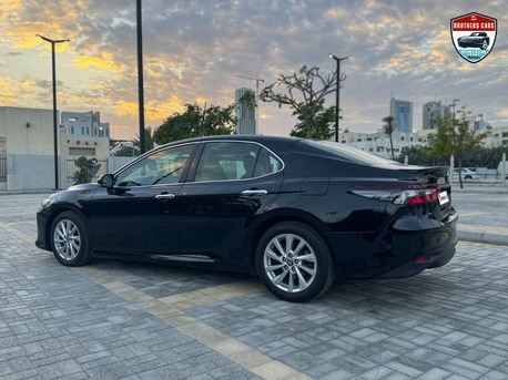 Manama, Vehicles, Cars & Trucks , BHD 9100,  Toyota Camry,  2021,  85000 KM,   GLE