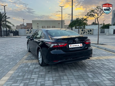 Manama, Vehicles, Cars & Trucks , BHD 9100,  Toyota Camry,  2021,  85000 KM,   GLE
