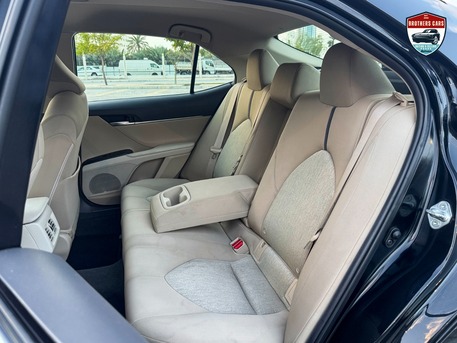 Manama, Vehicles, Cars & Trucks , BHD 9100,  Toyota Camry,  2021,  85000 KM,   GLE