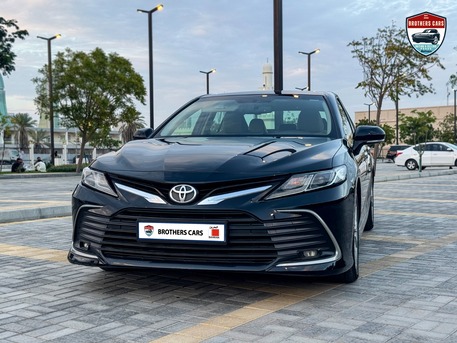 Manama, Vehicles, Cars & Trucks , BHD 9100,  Toyota Camry,  2021,  85000 KM,   GLE