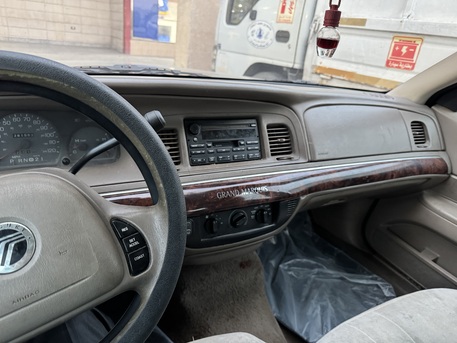 Jubail, Vehicles, Cars & Trucks , SAR 10500,  Mercury Grand Marquis,  2004,  Automatic,  281563 KM,    For Sale