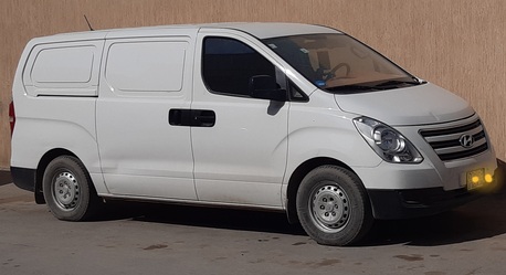 Riyadh, Vehicles, Cars & Trucks , SAR 40000,  Hundai H 1,  2017,  Manual,  112000 KM,    For Sale