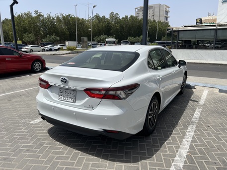 Jeddah, Vehicles, Cars & Trucks , SAR 77000,  Toyota Camry LE Hybrid,  2024,  Automatic,  110300 KM,  Toyota Camry  Hybrid LE