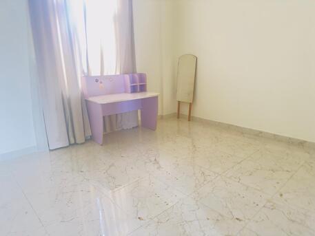 Salmaniya, Apartments, Flats, Houses & Villas, BHD 250/month,  2 BR,  SEMI FURNISHED TWO BEDROOM FLAT FOR RENT IN SALMANIYA