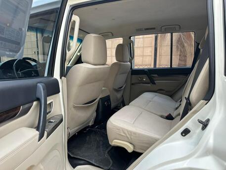 Riyadh, Vehicles, Cars & Trucks , SAR 66000,  Mitsubishi Pajero GLS,  2020,  Automatic,  87000 KM,    Mid Options With 4x4 For Sales (1st Owner)