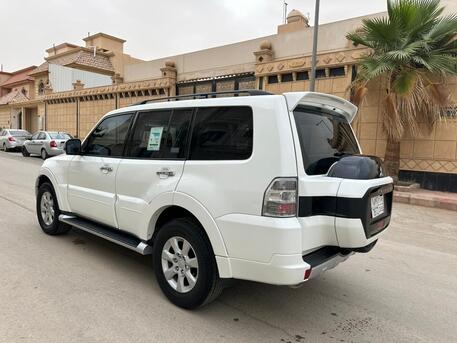 Riyadh, Vehicles, Cars & Trucks , SAR 66000,  Mitsubishi Pajero GLS,  2020,  Automatic,  87000 KM,    Mid Options With 4x4 For Sales (1st Owner)