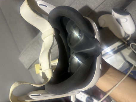 Al Rakah Al Shamaliyah, Electronics, SAR 1700,  Meta Quest 3 128GB VR Headset + Controllers (Fully Working, Great Condition)