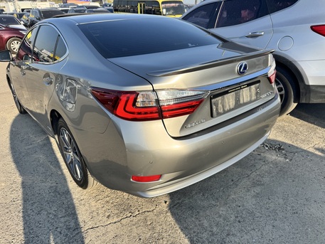 Dubai, Vehicles, Cars & Trucks , AED 45000,  Mercedes-Benz S-Class Sedan,  2020,  Automatic,  6700 KM,  All Types Of Used Cars Available Excellent Condition
