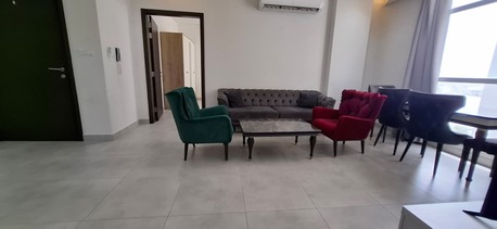 Mahooz, Apartments, Flats, Houses & Villas, BHD 280/month,  Furnished,  1 BR,  MAHOOZ:  New Bright  1BR Family Building: Pool. Gym .Internet: Parking:  2BR@350: TONY