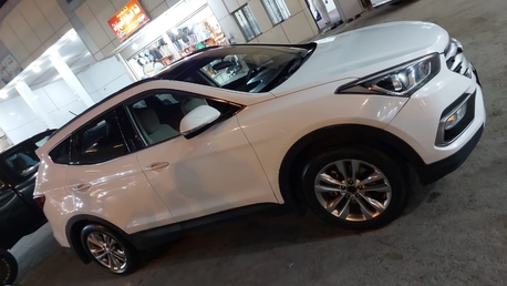 Al Thuqbah, Vehicles, Cars & Trucks , SAR 40000,  Hyundai Santa Fe,  2017,  Automatic,  273500 KM,  Hyundai Santafe