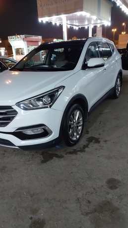 Al Thuqbah, Vehicles, Cars & Trucks , SAR 40000,  Hyundai Santa Fe,  2017,  Automatic,  273500 KM,  Hyundai Santafe