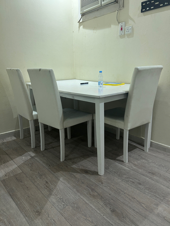 Al Malaz, Furniture, SAR 100,  Dining Table 100