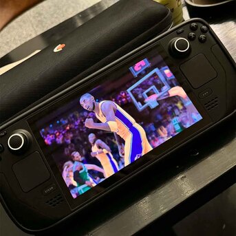 Umm Al Hamam, Video Games, SAR 1950,  Steam Deck OLED 512gb + Memory 254gb