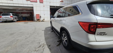 Riyadh, Vehicles, Cars & Trucks , SAR 1,  Honda Pilot,  2017,  Automatic,  175000 KM,    Standard Very Good Condition