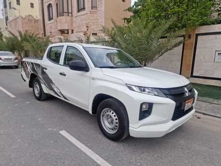 Manama, Vehicles, Cars & Trucks , BHD 5000,  Mitsubishi L 200 Pickup Dubble Cabain Imacalite Condation Single Ownar,  2023,  Manual,  50000 KM,